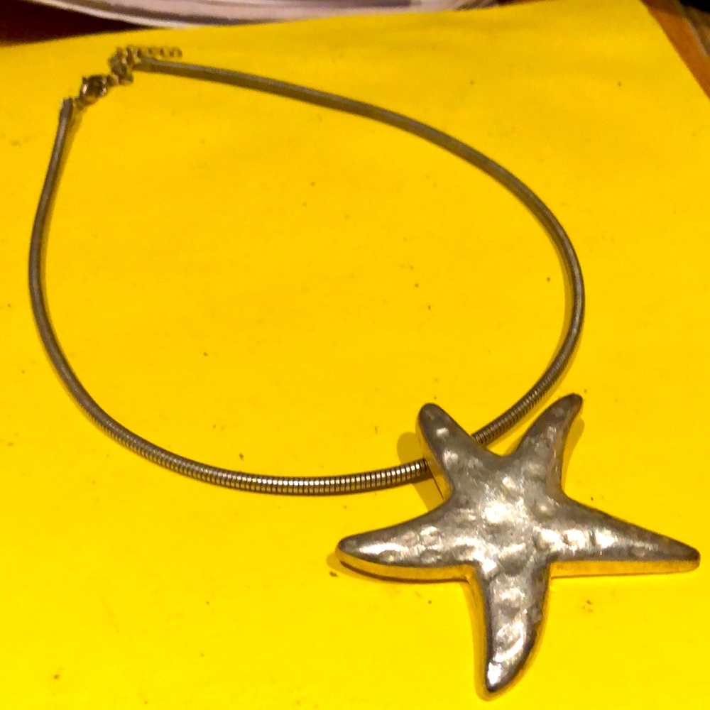 Silver starfish necklace
